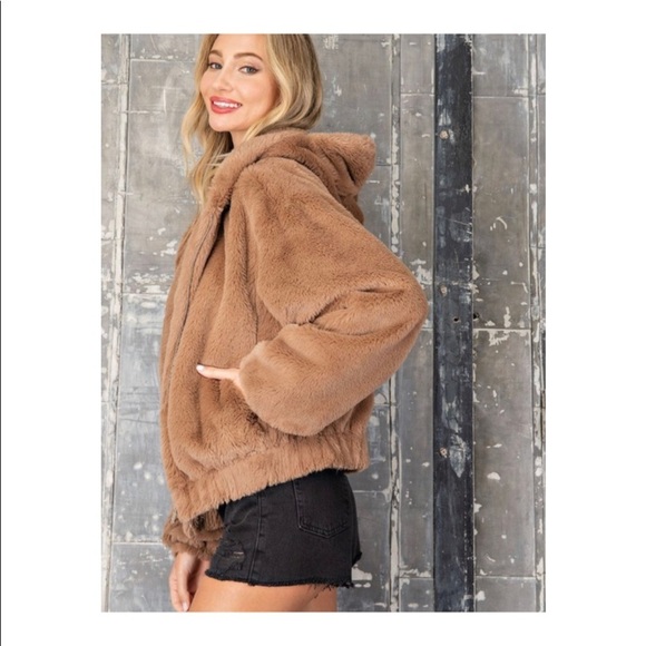 NEW! So Soft Teddy Hooded Jacket! - Picture 3 of 12